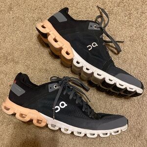 On Cloud Flow Womens 9 Running Shoes